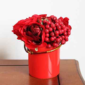 红艺坊新年花艺红色玫瑰迷你小盆栽餐桌办公桌摆件红果实喜庆装饰