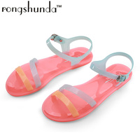 包邮2015夏季新款时尚韩版女式平底果冻糖果色水晶鞋沙滩防滑凉鞋
