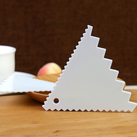 奶油蛋糕工具 抹平器 三角锯齿刮片细齿胶刮板 梯形 透明软刮刀