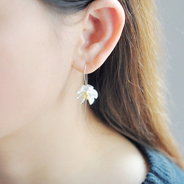 韩国长款气质甜美耳饰女士水晶花朵耳环 珍珠耳坠防过敏耳钉耳线