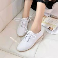 新款小白鞋韩国女单鞋英伦牛筋底复古平跟平底软面系带女鞋子包邮
