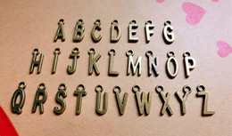 DIY材料复古配件26个英文字母A-Z 名字定制挂饰品配件批发