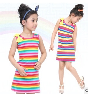 2015新款童装夏季吊带女童连衣裙双胞胎姐妹衣彩色条纹无袖彩虹裙