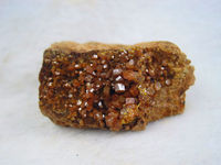 砷铅矿 天然矿物晶体标本原石 石之家矿物 Mimetite