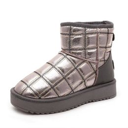 2015冬季新款女式羽绒格格亮面雪地靴时尚学生短筒加厚棉鞋子