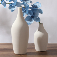 简约风格白色花瓶 螺纹陶瓷花瓶家居摆设创意摆件两件套装饰品