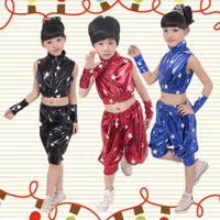 六一儿童爵士舞演出服装男童现代舞女童街舞小学生漆皮套装舞蹈服