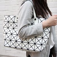 日本拼接菱格女包横款几何镭射包格子折叠明星徐璐同款包包手提包