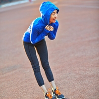 小溪家女子专业健身服弹力紧身运动上衣瑜伽跑步速干透气帽衫包邮